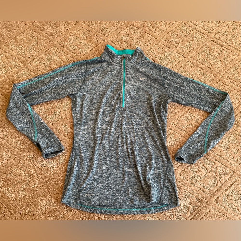 Nike Women’s Running Dri-Fit Quarter Zip Pullover Size Small Granite Blue